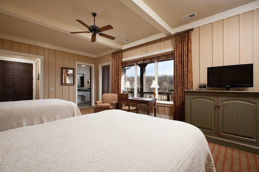 Bright'S Creek Lodge Columbus Extérieur photo