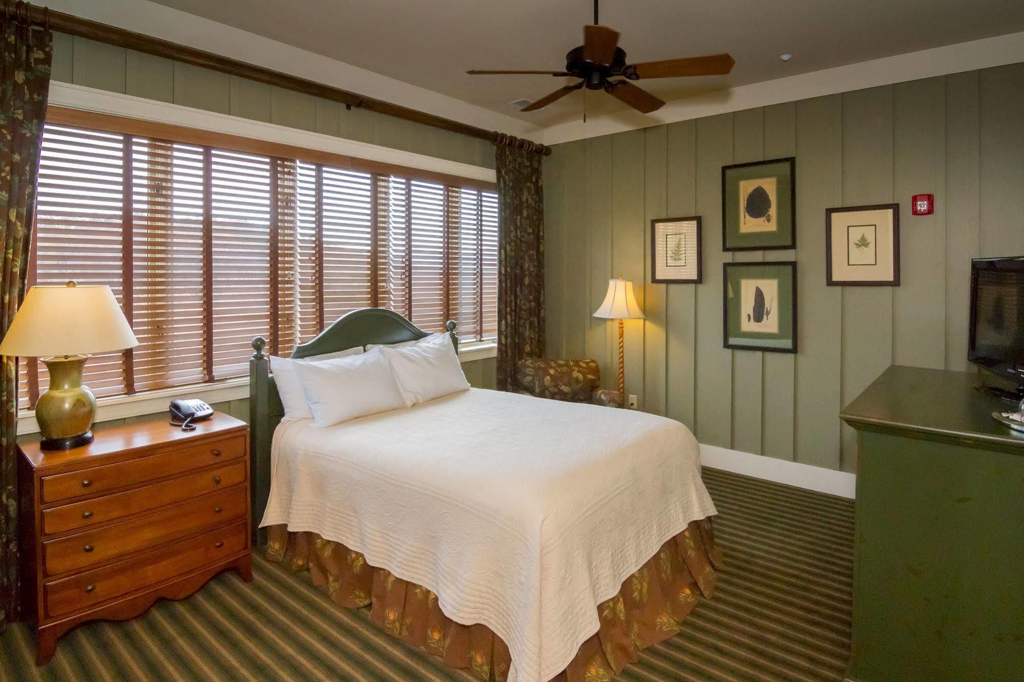 Bright'S Creek Lodge Columbus Extérieur photo
