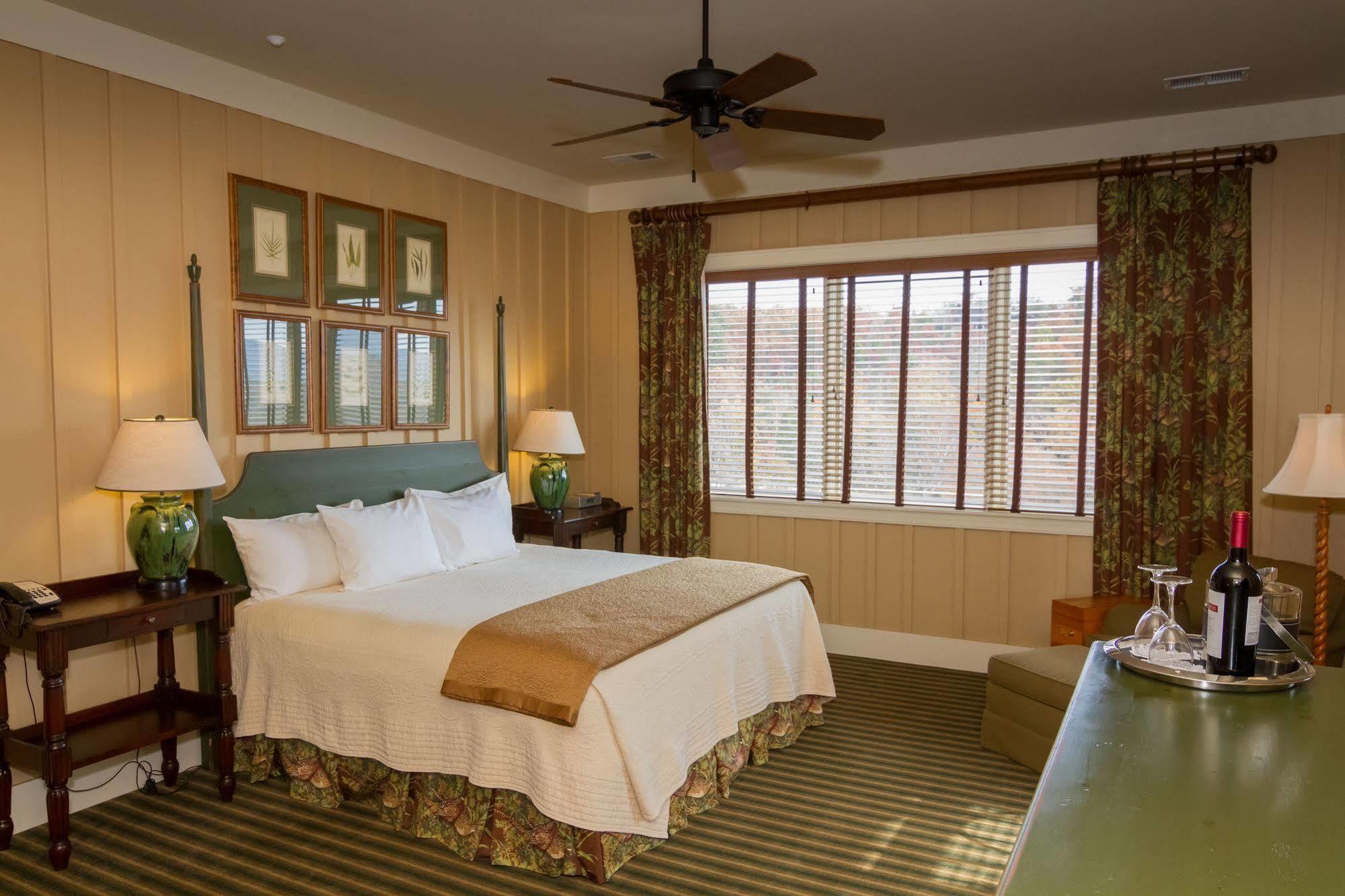Bright'S Creek Lodge Columbus Extérieur photo